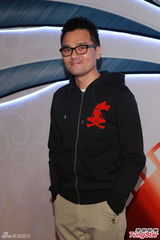 组图：林家栋不急谈恋爱 笑言能收红包不脸红