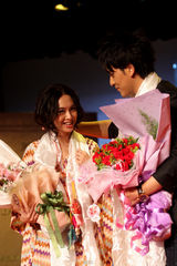 幻灯图集：《芳香之城》开机 朱茵变身国产阿凡达