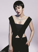 组图：秦岚连登双封面 长发妩媚短发炫酷