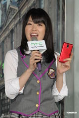 组图：乃木坂46台湾代言吸金 吸引大批宅男粉丝