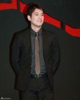 高清图：韩彩英宣传《Strangers6》 吴志浩等演特工