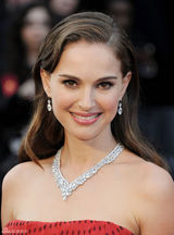 高清组图：娜塔丽-波特曼携未婚夫本杰明晒恩爱