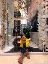 组图：众星欢乐庆圣诞 Angela可爱林志玲性感