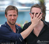 高清图：《亡命驾驶》发布会 高斯林潮范“睡衣”