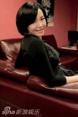 幻灯图：恬妞刘文正沙滩旧照曝光 怀念往昔岁月