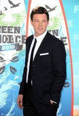 高清组图：《欢乐合唱团》男星考瑞-蒙坦斯浅笑迷人