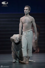 组图：北京奥运《画卷》沈伟率团回中国首秀