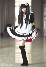 组图：武汉高校男生组建“伪娘团”商演不断