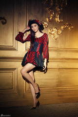 组图：吴佩慈扮恶魔玩转万圣节 俏皮百变气质十足