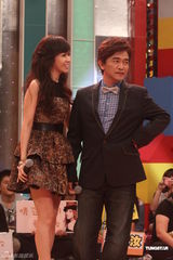 组图：吴宗宪开心过生日赞爱女 避谈高凌风婚变