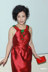 组图：邵逸夫出席TVB新春贺岁 面色红润精神佳