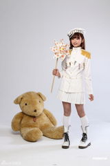 组图：台湾13岁女孩代言变辣妹 许雅涵将组新AKB48