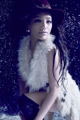 组图：江映蓉宣传专辑拍摄时尚大片曝光