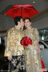 组图：甄子丹小姨子嫁百亿豪门 新郎中式装迎亲