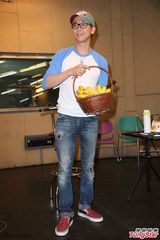 组图：陶喆为高雄跨年演唱会彩排