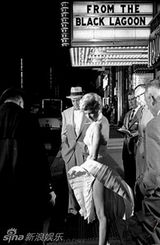 组图：玛丽莲-梦露手捂白裙娇羞带笑招牌动作