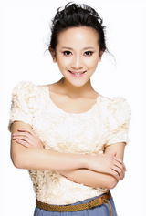 组图：解惠清时尚写真曝光 干练中不失优雅