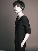 孙俪本色登杂志封面 气质淡定还原真我