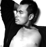 组图：陈龙写真秀猛男范儿 粉碎新武松瘦削质疑