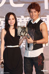 组图：吴克群抗拒一夜情 不排除与阿娇有发展空间