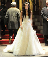 组图：美剧《绯闻女孩》剧照莉顿变身美丽新娘