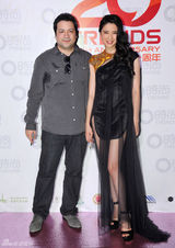 组图：时尚周年庆众星盛装 钟丽缇性感开胸