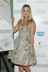 高清组图：《生活大爆炸》女主角卡蕾-库科(卡蕾-措科)亮相