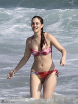 组图：2012比基尼美胸大盘点 众女星性感咸湿