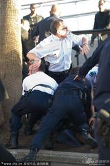 组图：戛纳街头惊现枪击 嫌疑人被抓获