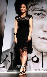 幻灯图：《被破坏的男人》发布会 主演出席