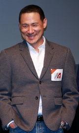 组图：群星共贺寰亚电影20年 张学友黎明等到场