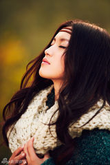 组图：苏青秋冬写真曝光 古装天使演绎自在风情 