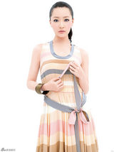 组图：白冰长裙写真曝光 三款风格展多变气质