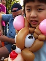 组图：张延8岁女儿近照曝光 清秀可爱