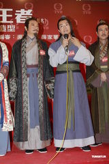 组图：《造王者》试造型 郑则士为黎耀祥推掉内地约