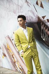 组图：孙坚花样西装写真 装彰显型男气度