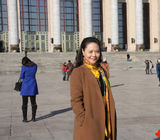 组图：2014两会美女记者众生态 美貌智慧并存