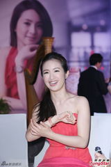 组图：林依晨出席代言活动 将赴英游学