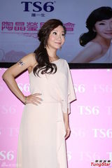 组图：陶晶莹否认请辞 走出金曲奖主持阴霾