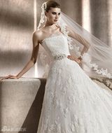 组图：欧美2012年婚纱系列发布 彰显高雅气质