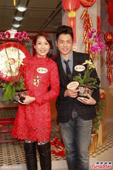 组图：陈敏之被预言蛇年有喜 开心承诺怀孕必生