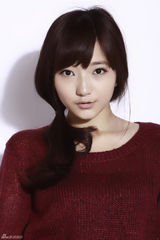 组图：白卉子曝森系写真 大四萌女演绎优雅小清新