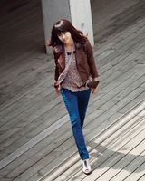 高清组图：河智苑秋装写真 妆容精致干练成熟