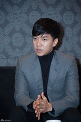 高清组图：李升基出道十年谈感受想见北京粉丝