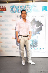 组图：甄子丹3D《冰封侠》开机 王宝强圆动作梦