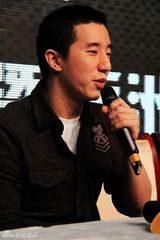 幻灯组图：华语榜中榜成都揭幕 潘玮柏张靓颖站台