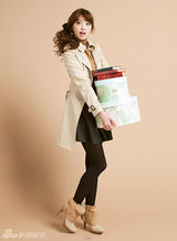 组图：日本模特宫田聪子示范89款秋季服饰搭配