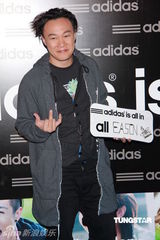 组图：阿SA慈善赚钱两不误 陈奕迅呼吁大家惜福