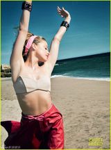 组图：德普双性恋女友艾梅柏风情大片性感撩人