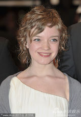 幻灯图集：《我的欢乐》戛纳首映 世界小姐抢镜